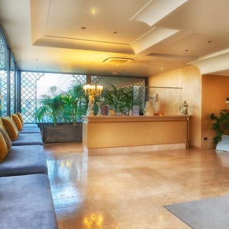 Hotel Europa Pallazzolo sull'Oglio Luaran gambar
